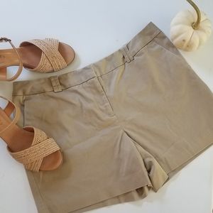 Worthington modern fit khaki shorts